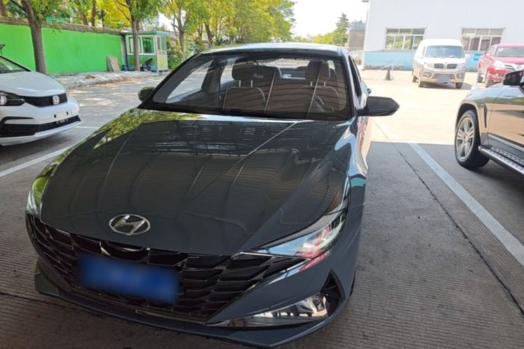 Hyundai Elantra 2022 — фото 2