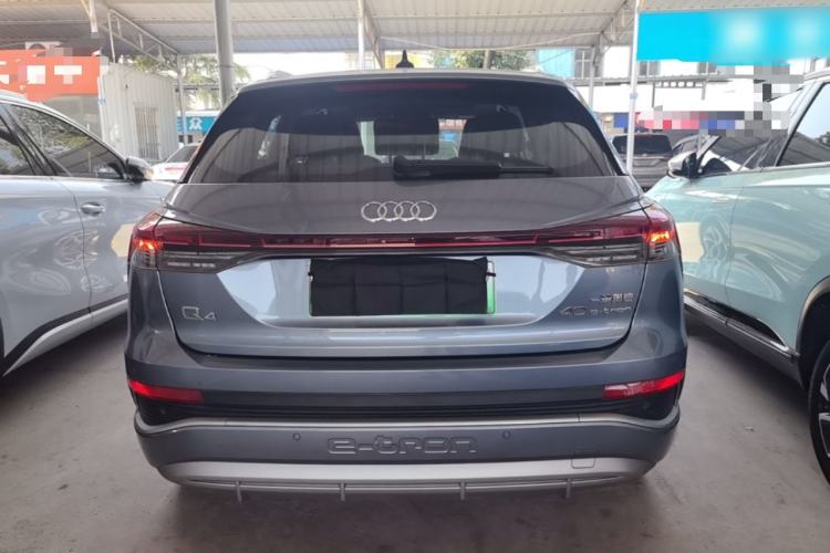 Audi Q4 e-tron 2024 — 5