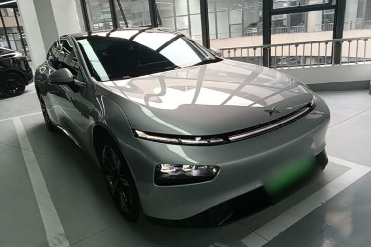 XPeng P7 2022 — 3
