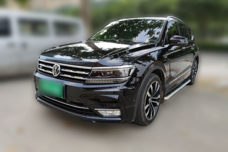 Volkswagen tiguan l 2020 — фото 1
