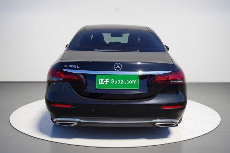 Mercedes-Benz E 300 L 2023 — 5