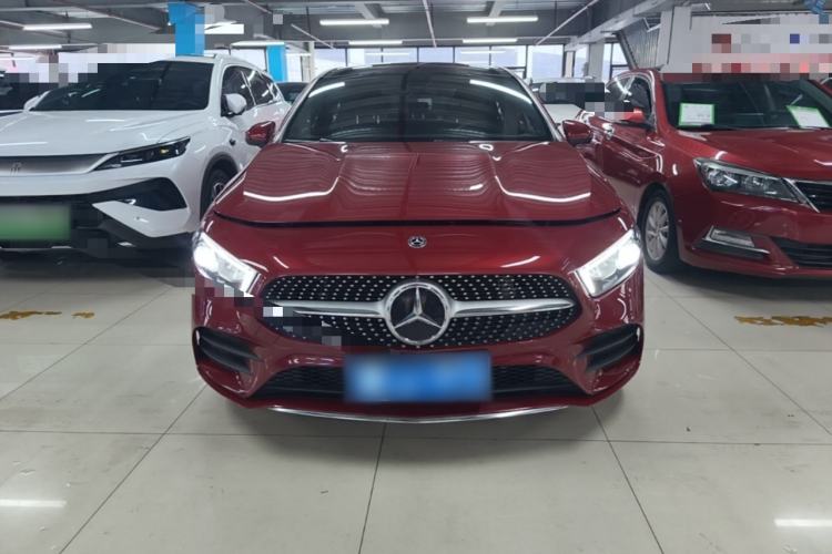 Mercedes-Benz A 200 L 2020 — фото 2