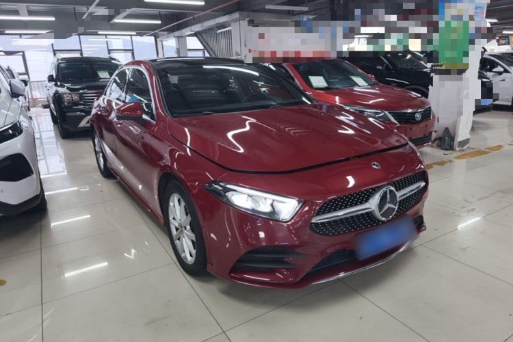 Mercedes-Benz A 200 L 2020 — фото 3