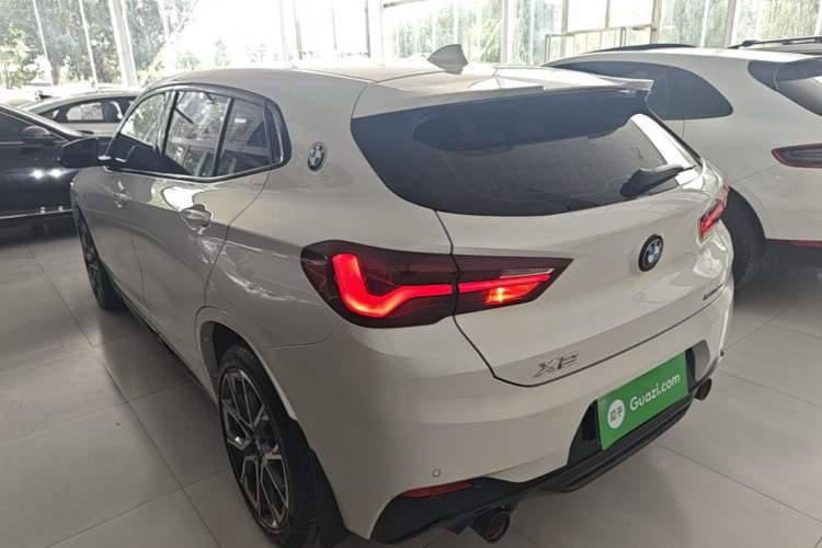 BMW X2 2022 — фото 4