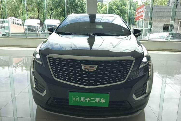 Cadillac XT5 2024 — фото 2