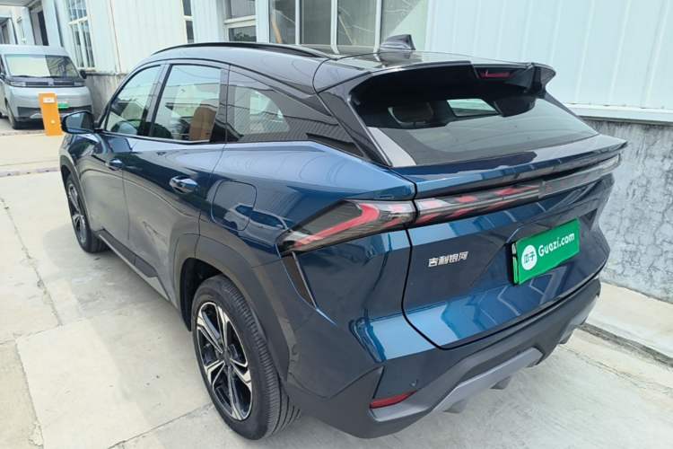 Geely Galaxy L7 2025 — 4