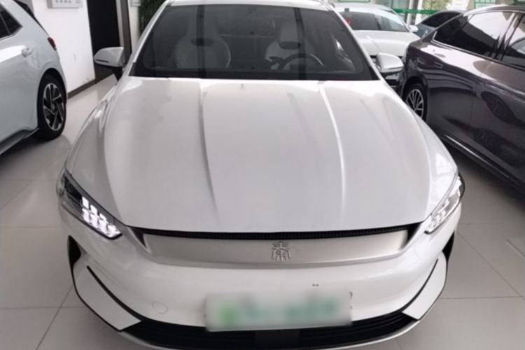 BYD Qin PLUS 2023 — фото 2