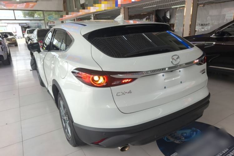 Mazda CX-4 2020 — 4