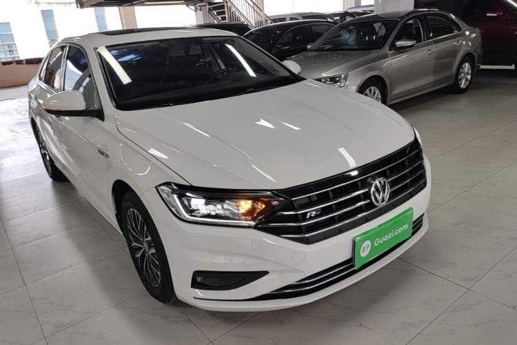 Volkswagen Sagitar 2021 — 3