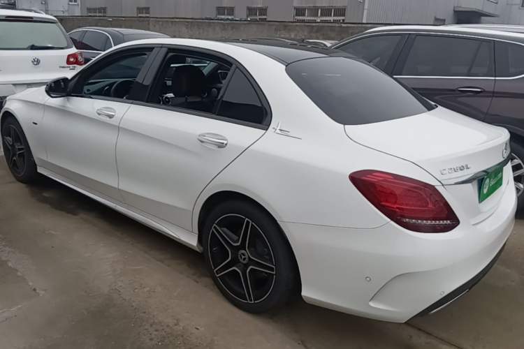 Mercedes-Benz C 260 L 2021 — фото 4