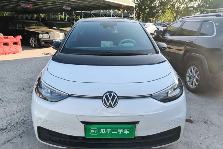 Volkswagen ID.3 2023 — 2