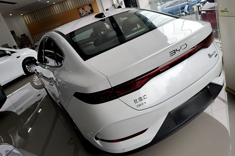 BYD Qin PLUS 2025 — фото 4