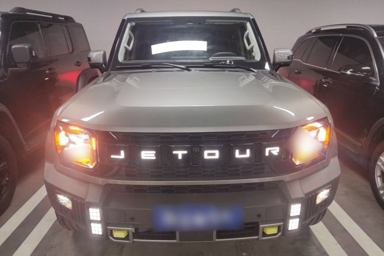 Jetour Traveler 2023 — 2