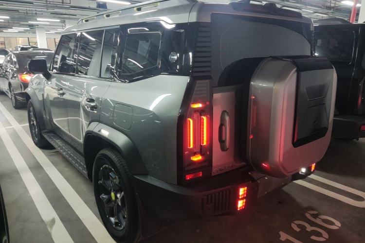 Jetour Traveler 2023 — 4