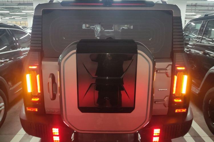 Jetour Traveler 2023 — 5
