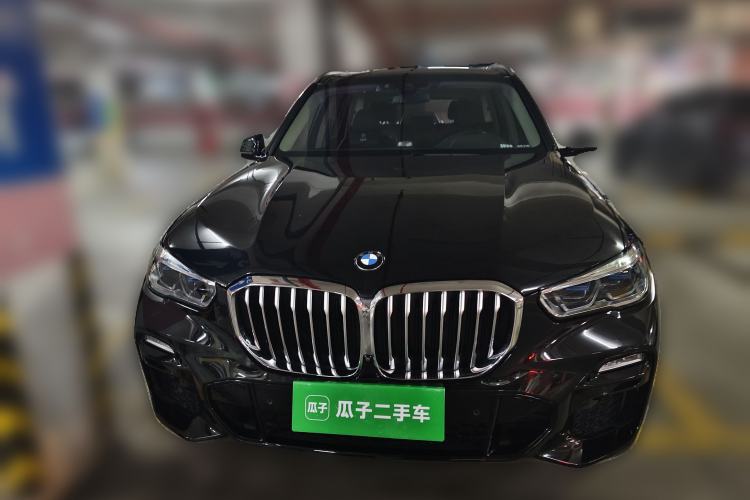 BMW X5 2021 — 2