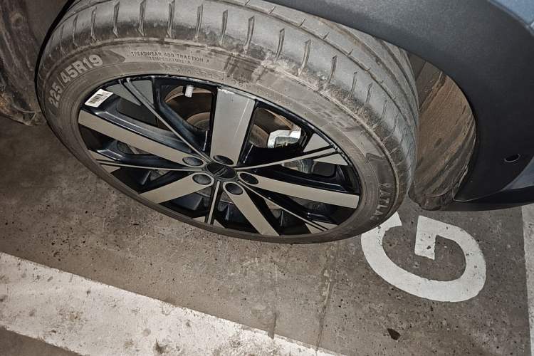 Geely Icon 2023 — 5
