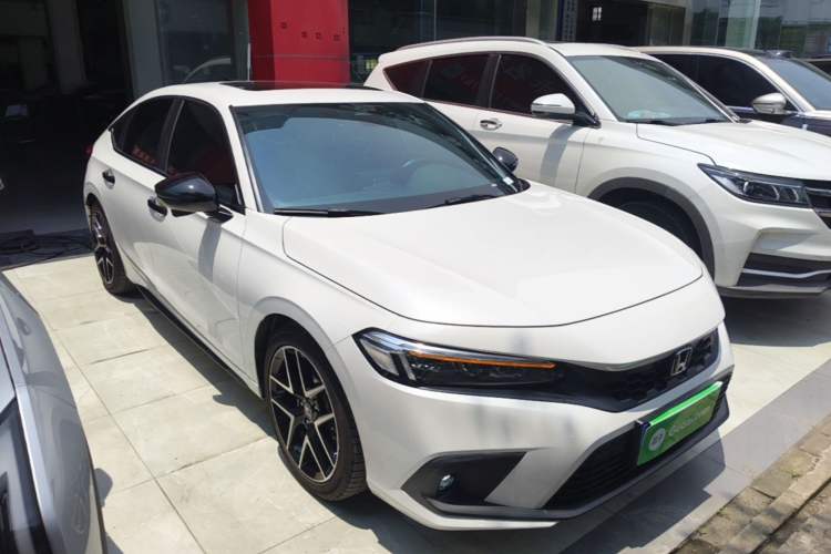 Honda Civic 2023 — 3