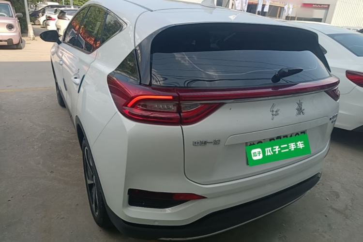 Hongqi E-HS3 2019 — 4