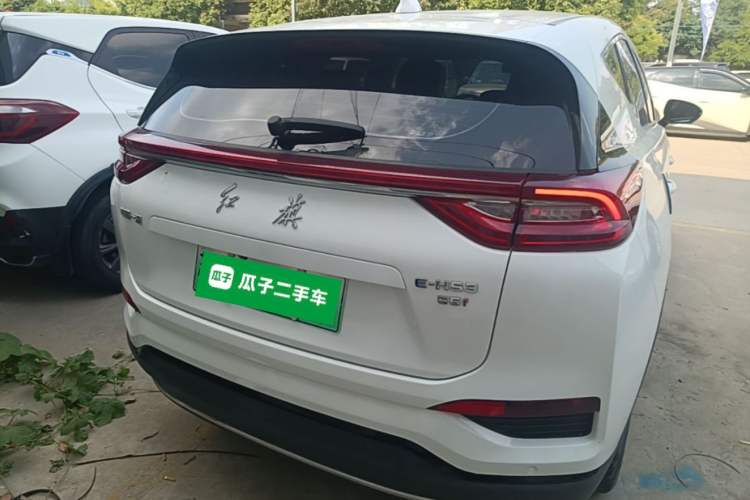 Hongqi E-HS3 2019 — 5