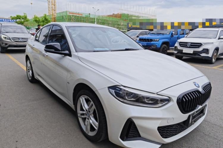 BMW 120i 2021 — фото 3