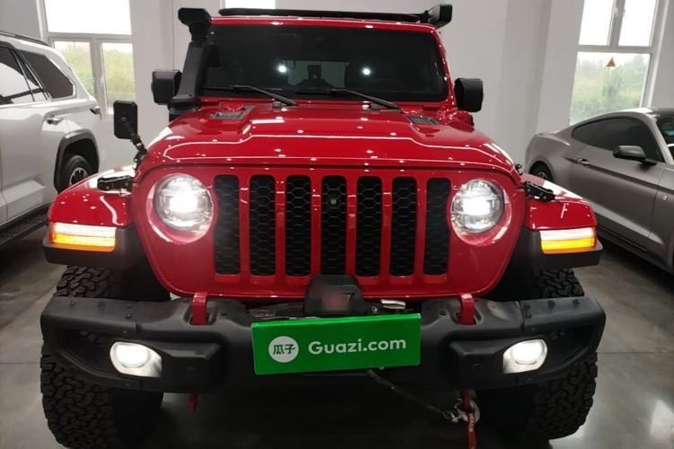 Jeep Wrangler 2021 — фото 2