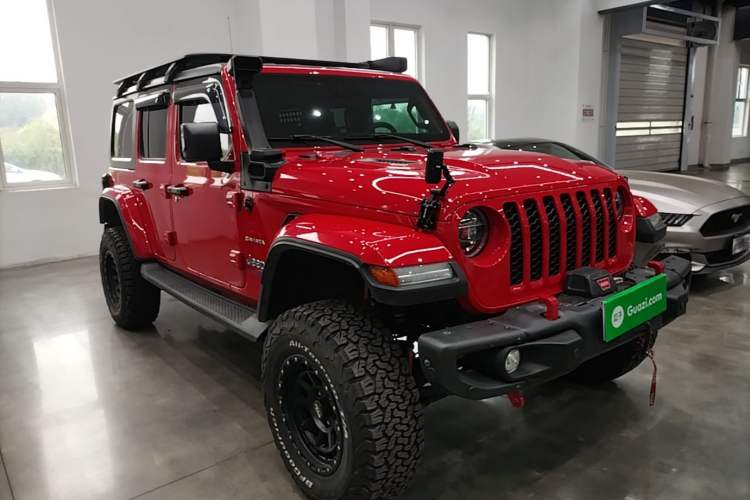Jeep Wrangler 2021 — фото 3