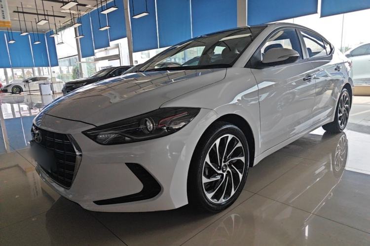 Hyundai elantra 6th generation lingdong 2020 — фото 1