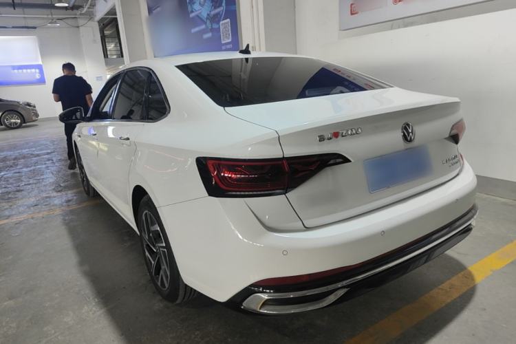Volkswagen Sagitar 2023 — 4
