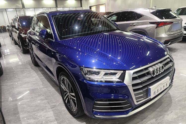 Audi Q5L 2020 — 3