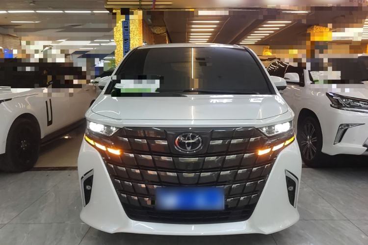 Toyota Alphard 2024 — 2