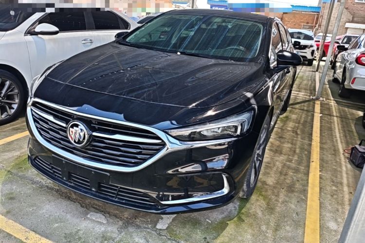 Buick LaCrosse 2022 — фото 1