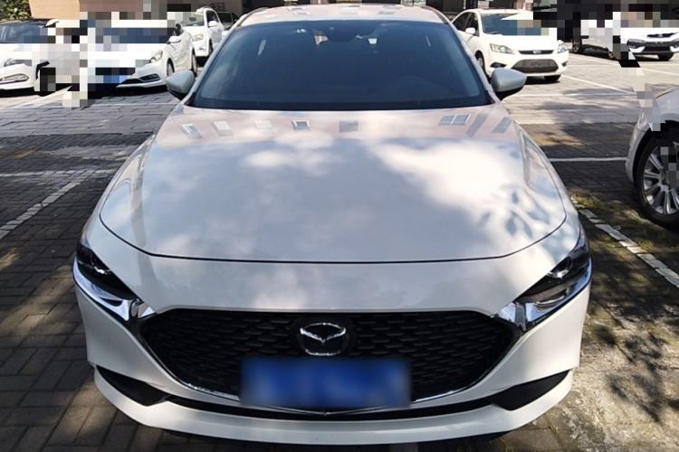 Mazda Mazda 3 2023 — 2