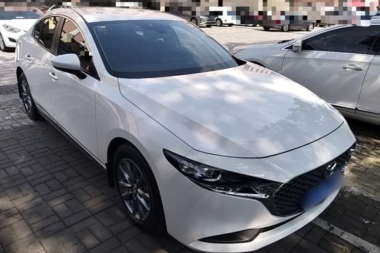 Mazda Mazda 3 2023 — 3