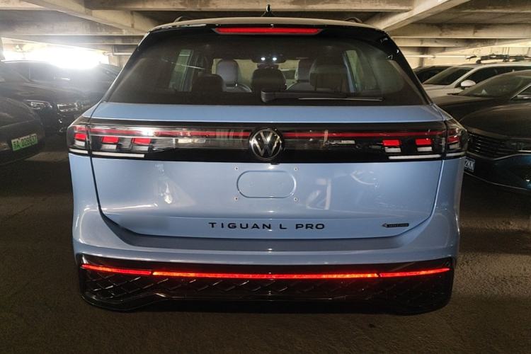 Volkswagen Tiguan L 2024 — 5
