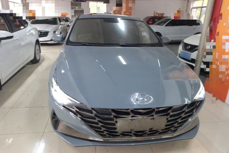 Hyundai Elantra 2021 — 2