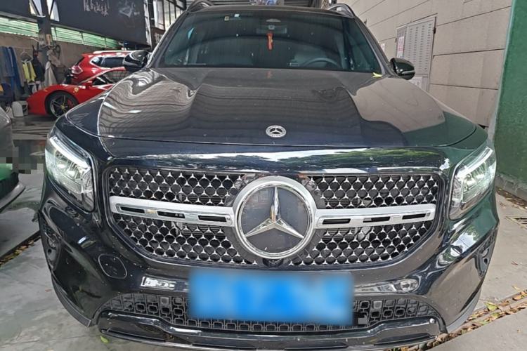 Mercedes-Benz GLB 220 2024 — 2