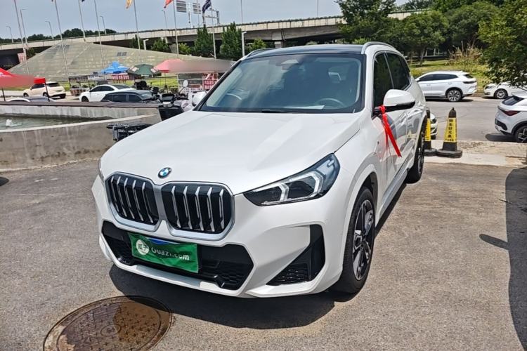BMW X1 2024 — фото 1