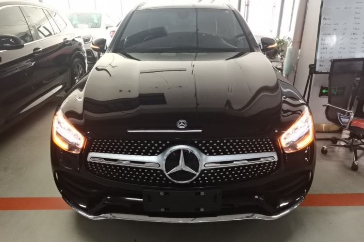 Mercedes-Benz GLC 260 L 2020 — фото 2