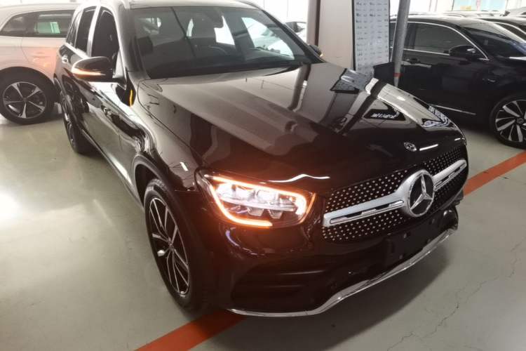Mercedes-Benz GLC 260 L 2020 — фото 3