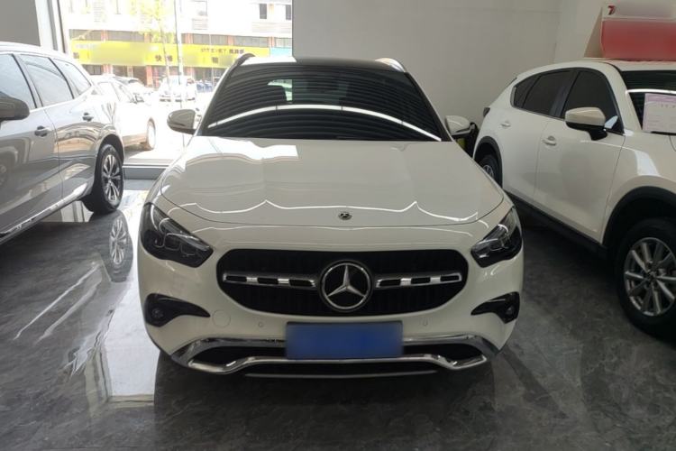 Mercedes-Benz GLA 220 2024 — фото 2