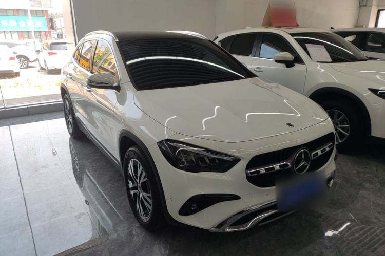 Mercedes-Benz GLA 220 2024 — фото 3