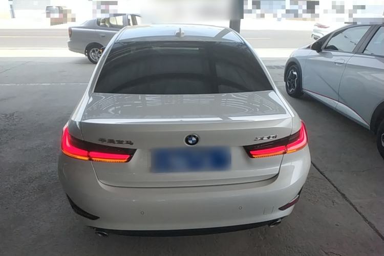 BMW 320i 2021 — 5