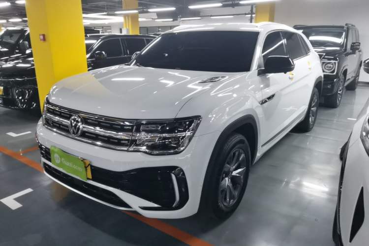 Volkswagen teramont x 2023 — фото 1