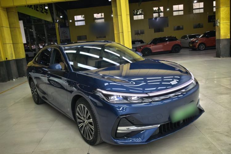 Geely Galaxy A7 2025 — 3