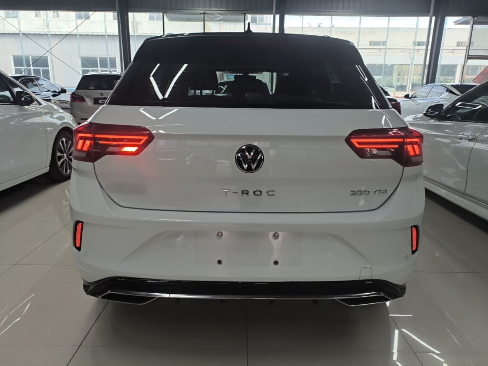 Volkswagen T-Roc 2022 — фото 5