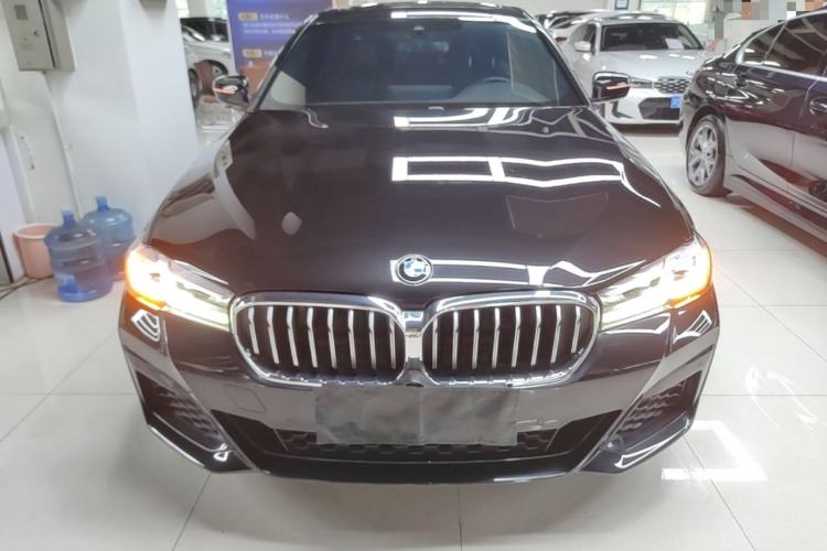 BMW 525Li 2022 — 2