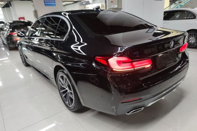 BMW 525Li 2022 — 4