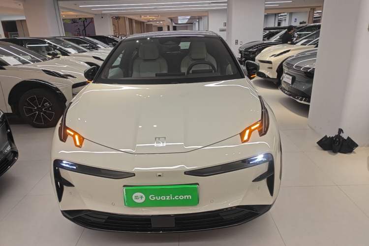 Zeekr Zeekr X 2025 — 2