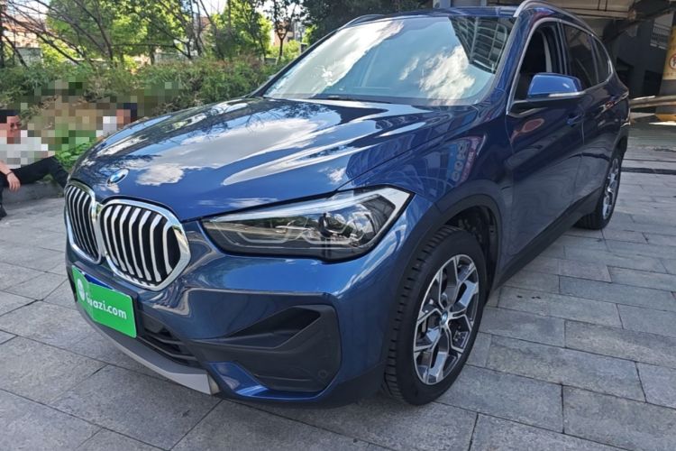 BMW X1 2022 — фото 1